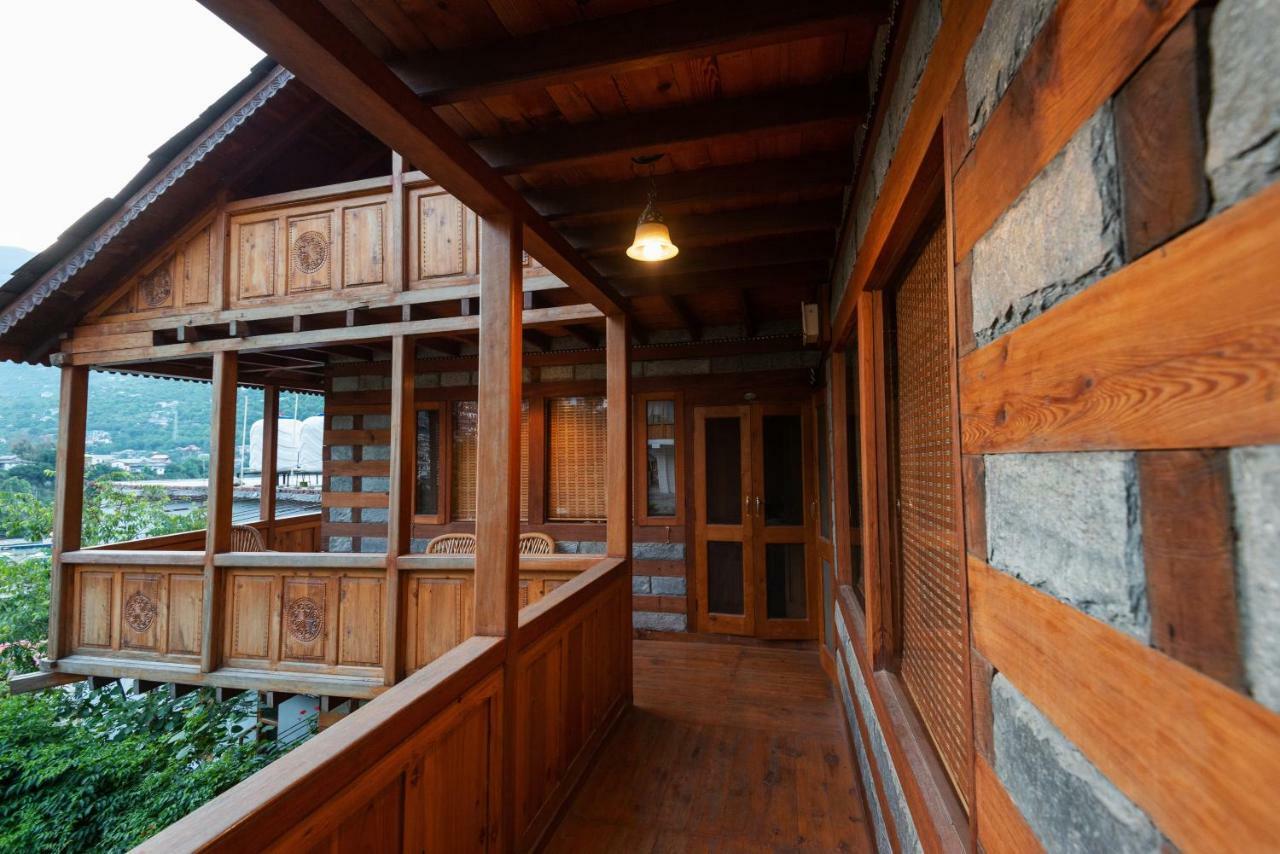 Hotel Shobla Kaathkuni Royale Kulu Exterior foto